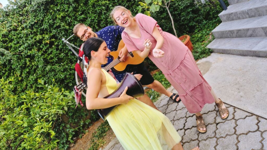 "IMA BABO STO OVACA" U NOVOM RUHU: ZERDELIJA REINTERPRETIRA KLASIK NEDE UKRADEN